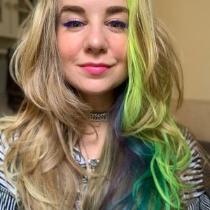 Meet your Posher, Nicolle